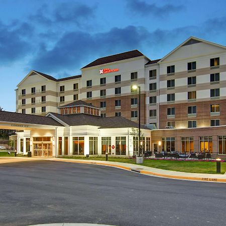 Hilton Garden Inn Woodbridge Exteriér fotografie
