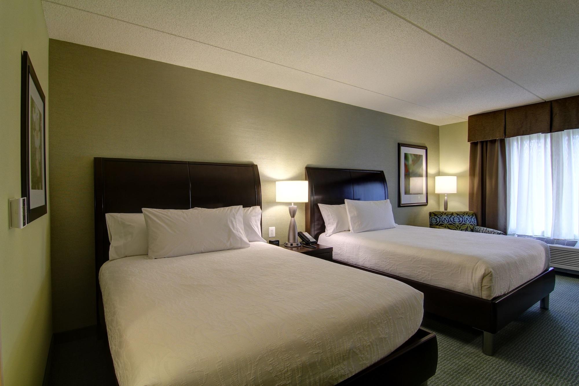 Hilton Garden Inn Woodbridge Exteriér fotografie