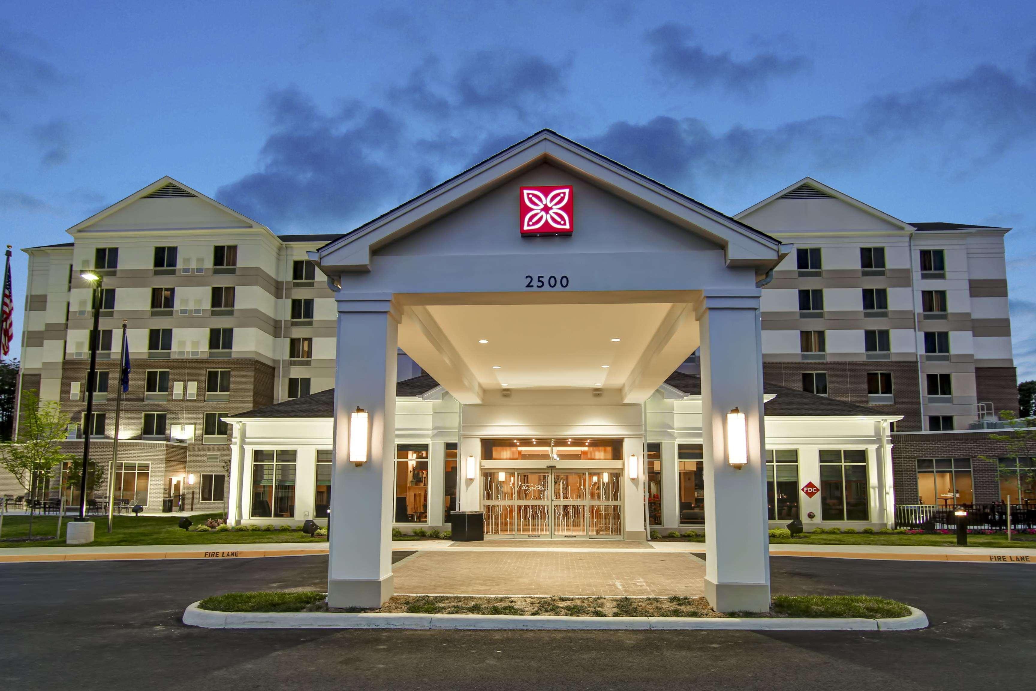 Hilton Garden Inn Woodbridge Exteriér fotografie