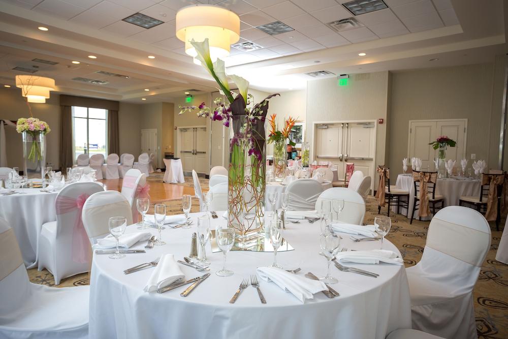 Hilton Garden Inn Woodbridge Exteriér fotografie